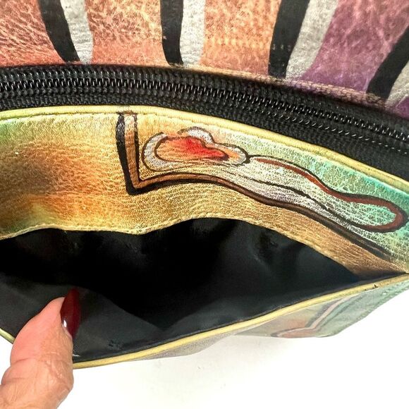 Anuschka Extendable Leather Crossbody Bag - Picture 5 of 16